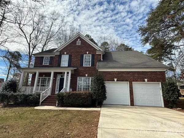 $2,700 | 3993 Lake Shore Road South, Denver, NC 28037