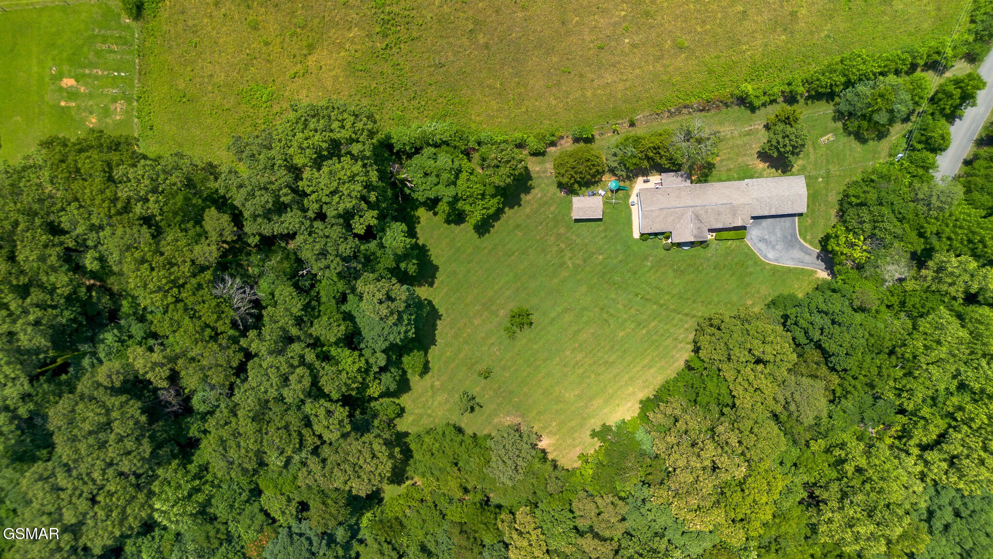 1151 Shields Ridge Road New Market, TN 37820 - Photo 5 of 36 Gallery Image 5