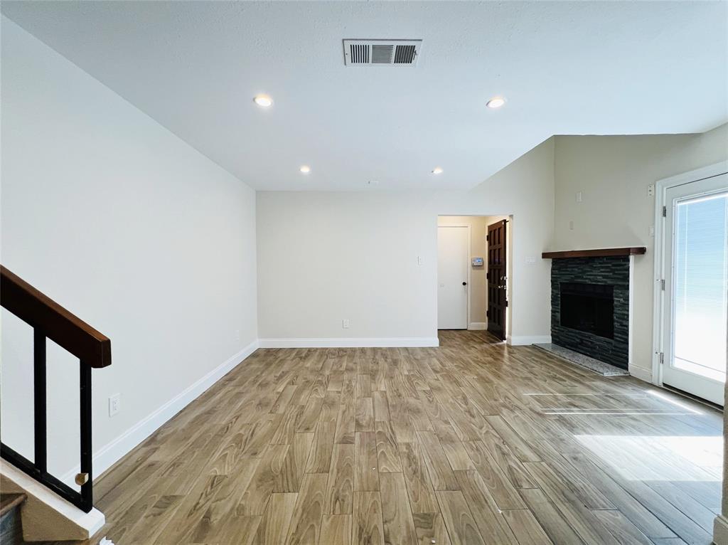 4220 Madera Road Irving, TX 75038 - Photo 4 of 29
