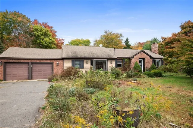 $449,900 | 200 East Street, South Hadley, MA 01075