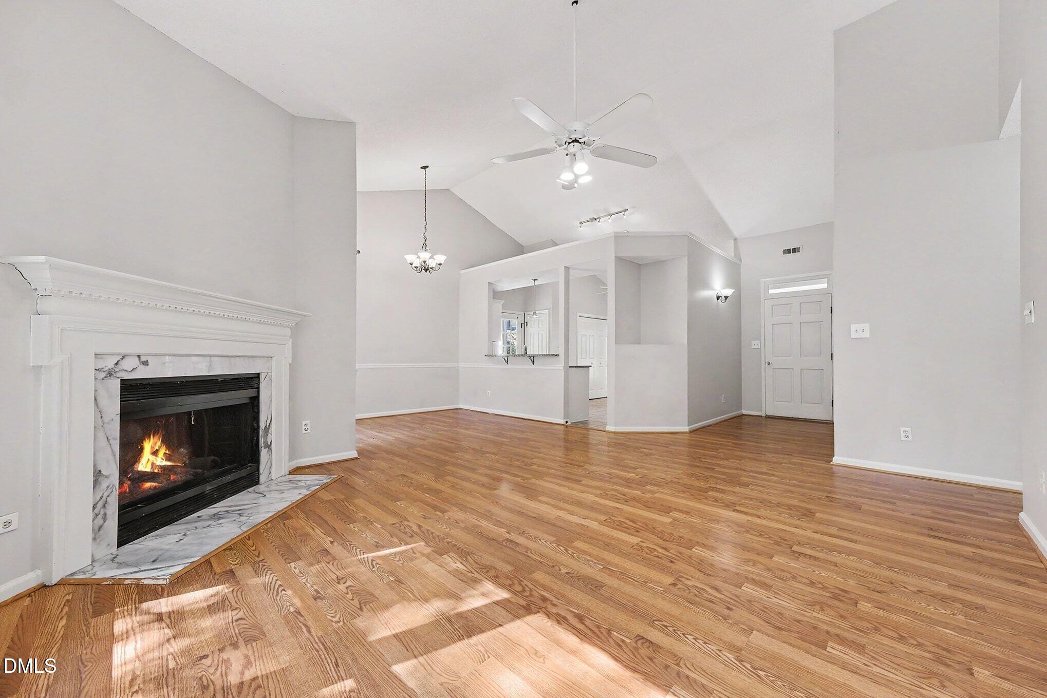 12104 Queensbridge Court Raleigh, NC 27613 - Photo 9 of 22 006_file_3737
