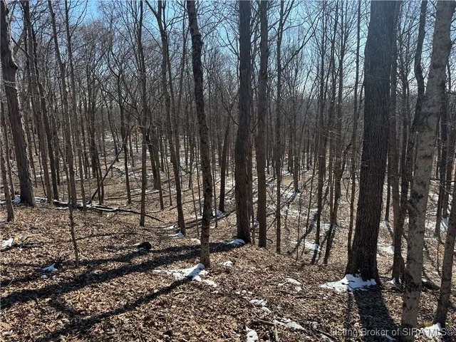 $312,900 | 4 In-237, English, IN 47118