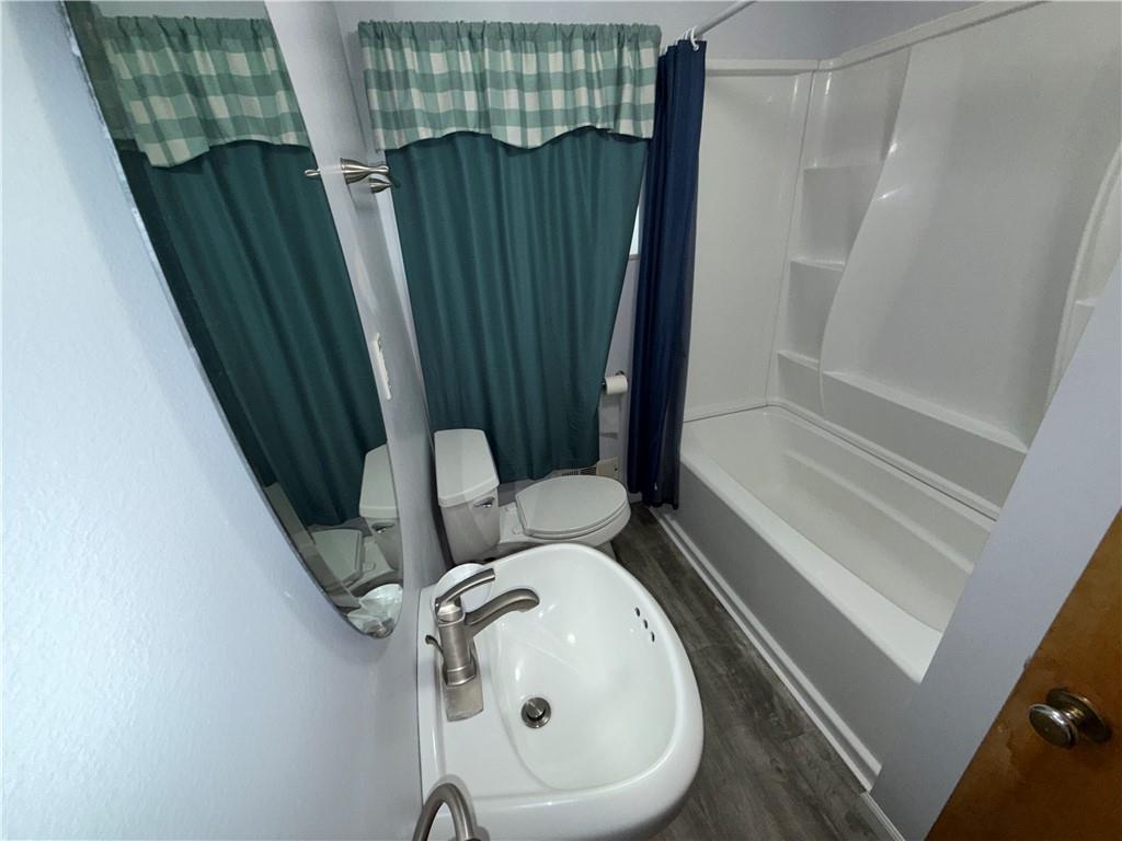 151 Thorne Road Washington, PA 15301 - Photo 10 of 23 a bathroom with a sink and toilet