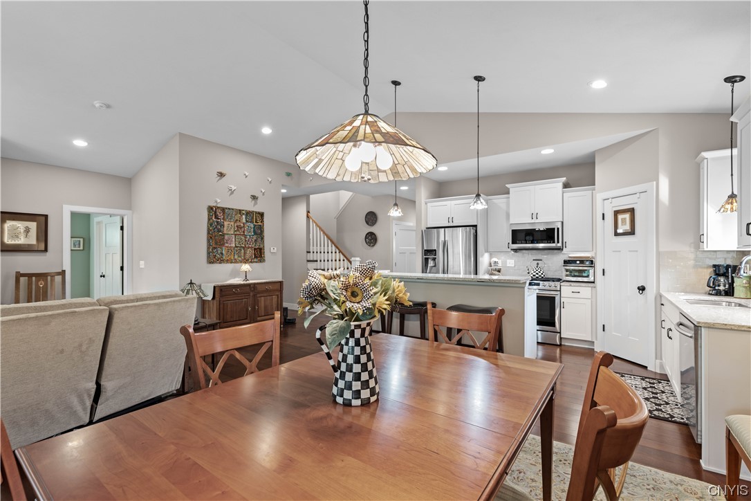 8265 Autumn Rdg Path Lysander, NY 13027 - Photo 14 of 50