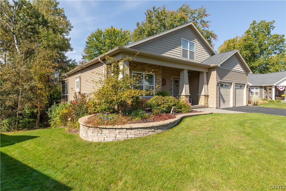 8265 Autumn Rdg Path Lysander, NY 13027 - Photo 2 of 50