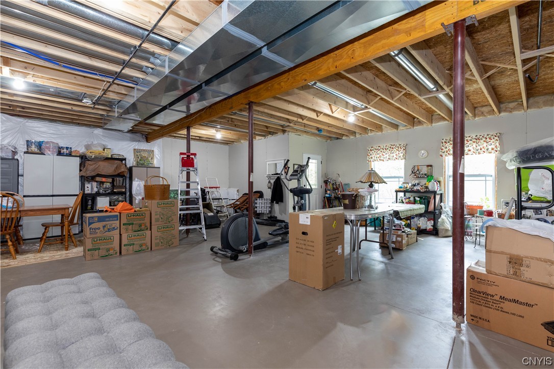 8265 Autumn Rdg Path Lysander, NY 13027 - Photo 37 of 50