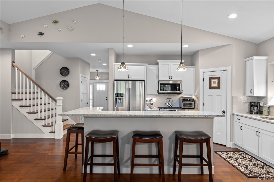 8265 Autumn Rdg Path Lysander, NY 13027 - Photo 7 of 50