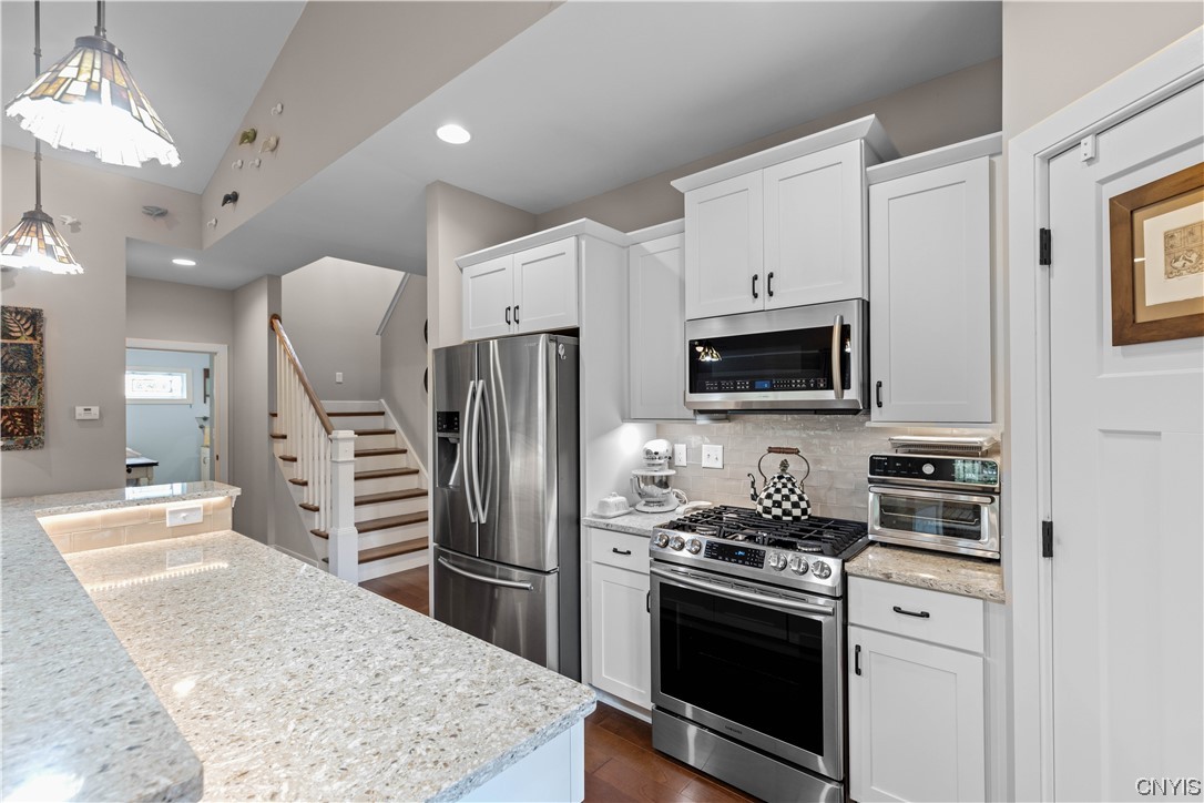 8265 Autumn Rdg Path Lysander, NY 13027 - Photo 9 of 50