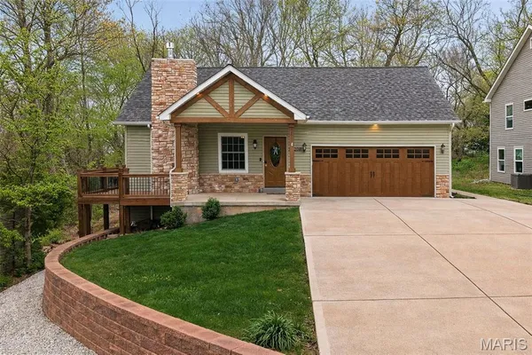 $379,000 | 10236 Hawthorn Road, Foristell, MO 63348