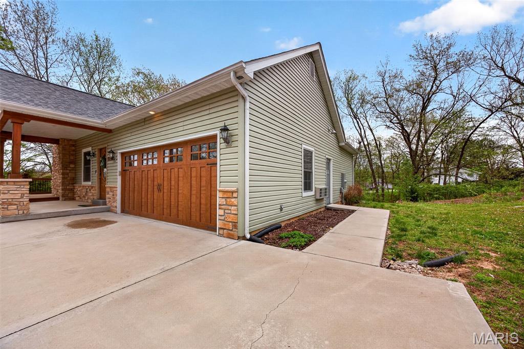 10236 Hawthorn Road Foristell, MO 63348 - Photo 49 of 92