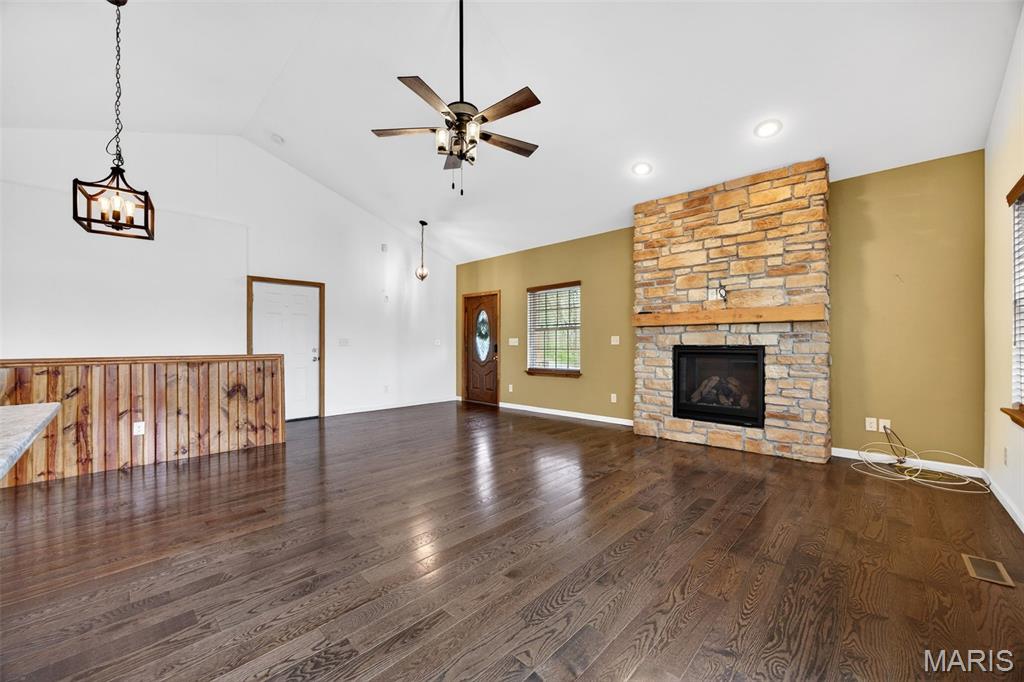 10236 Hawthorn Road Foristell, MO 63348 - Photo 8 of 92