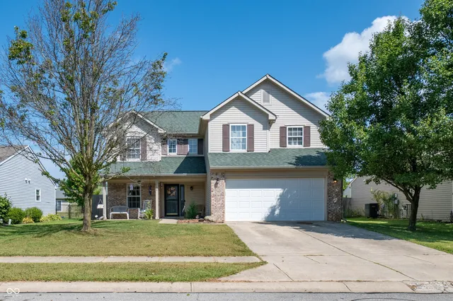 $284,900 | 1134 Spring Meadow Court, Franklin, IN 46131