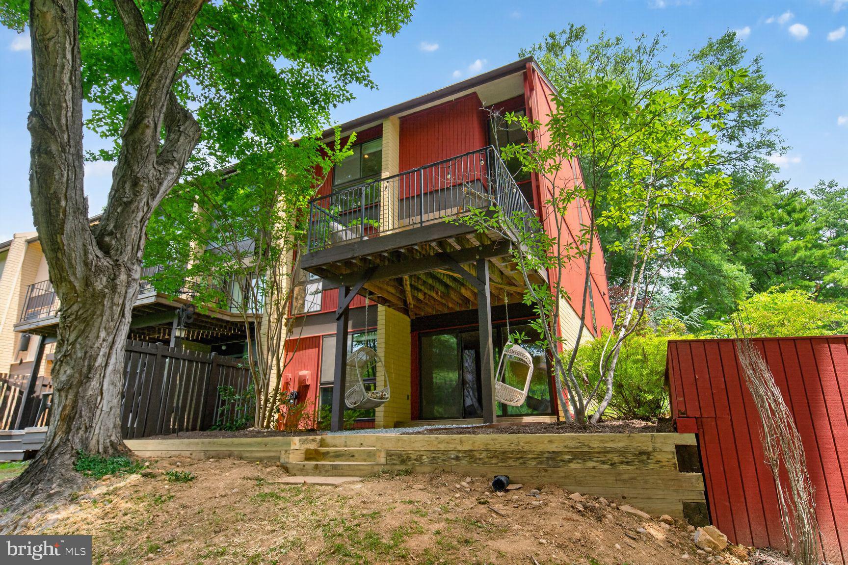 11131 Saffold Way Reston, VA 20190 - Photo 23 of 25