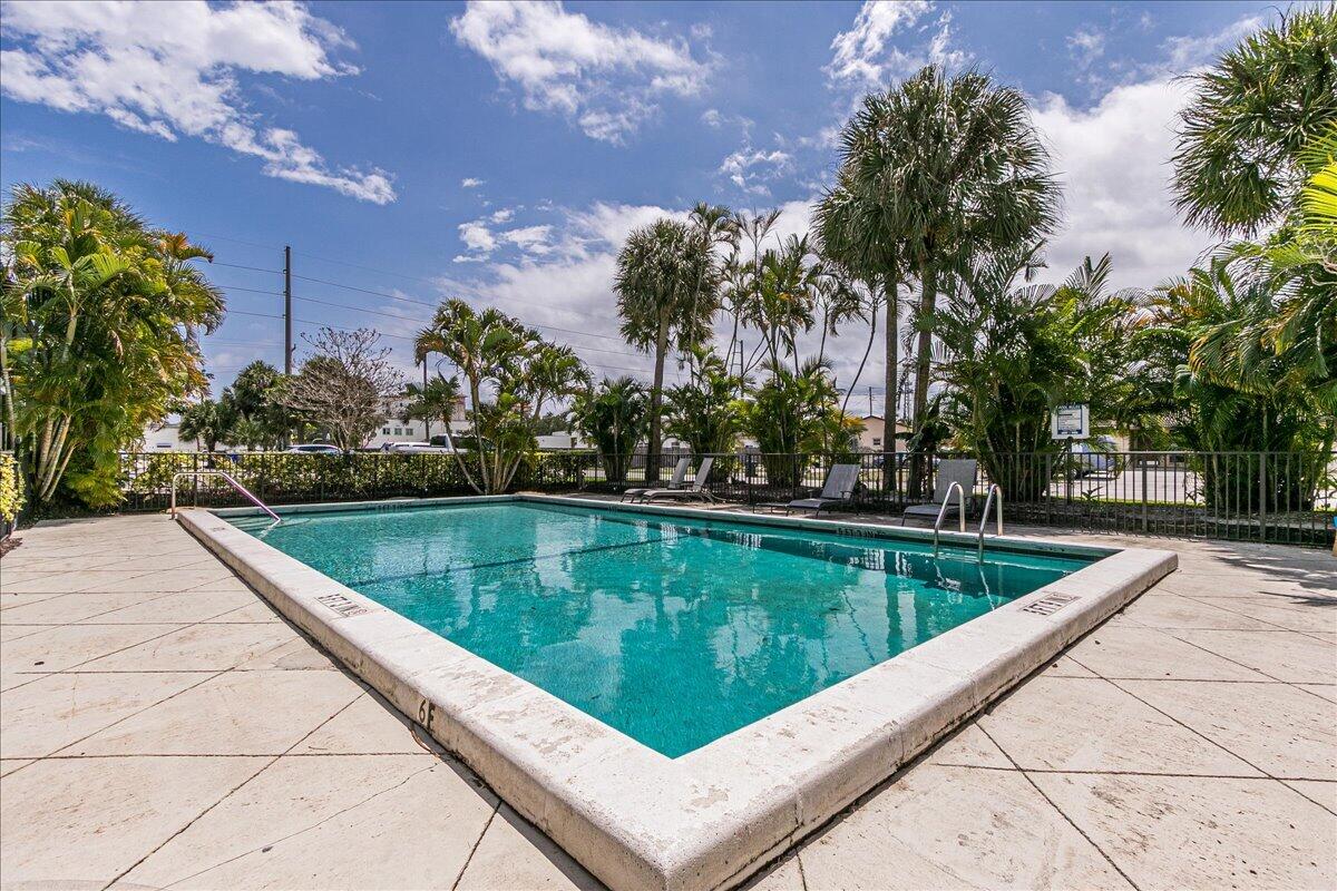 201 Southwest 1st Street, Unit 9 Boca Raton, FL 33432 - Photo 37 of 38 Pool