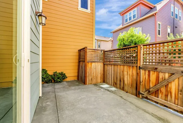 $875,000 | 1861 Shasta Lane, Hercules, CA 94547