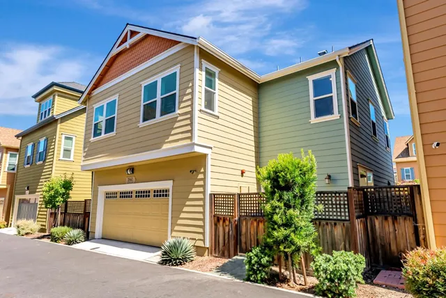 $875,000 | 1861 Shasta Lane, Hercules, CA 94547