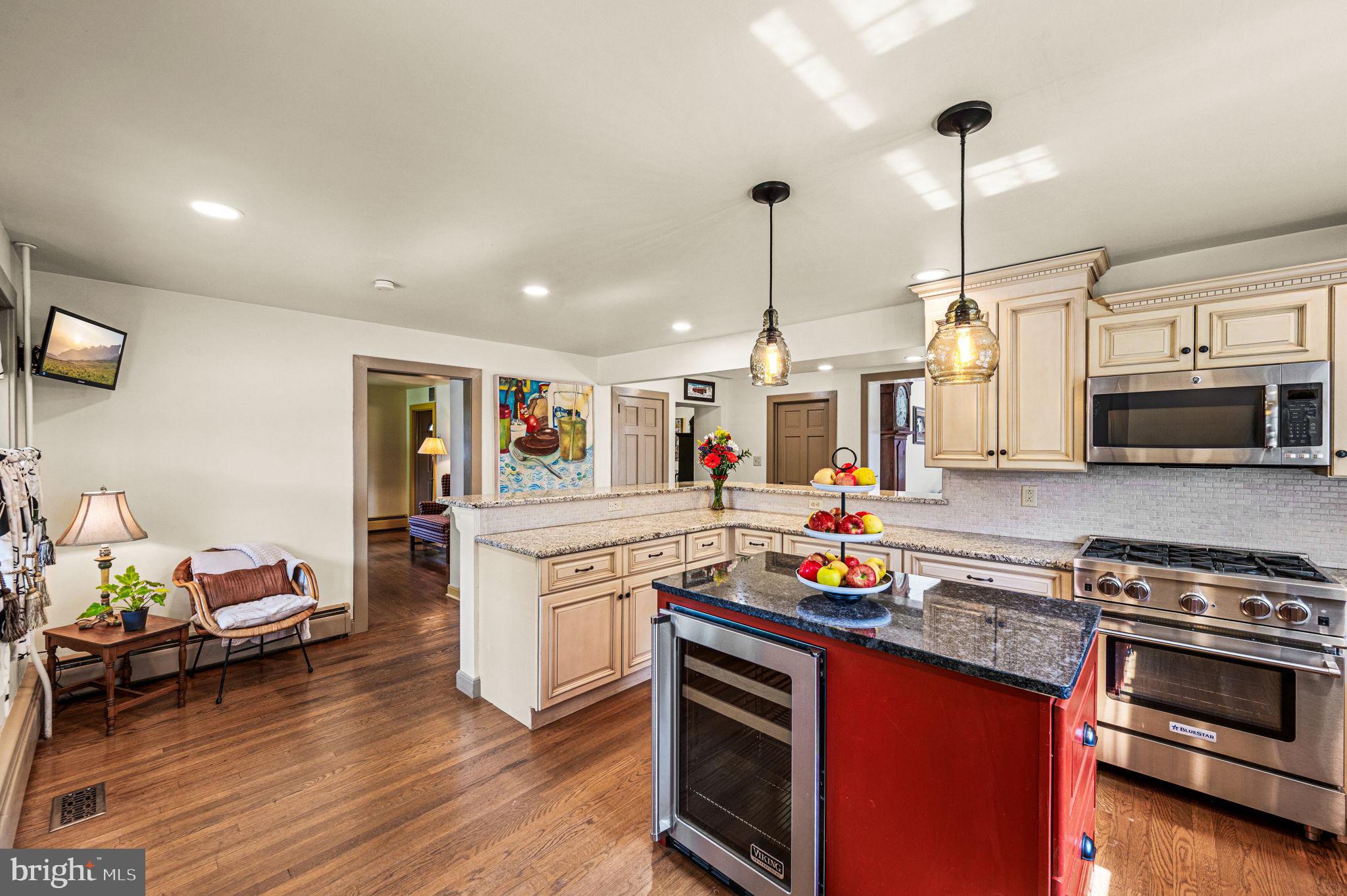 466 Old Schuylkill Road Pottstown, PA 19465 - Photo 3 of 44 Kitchen