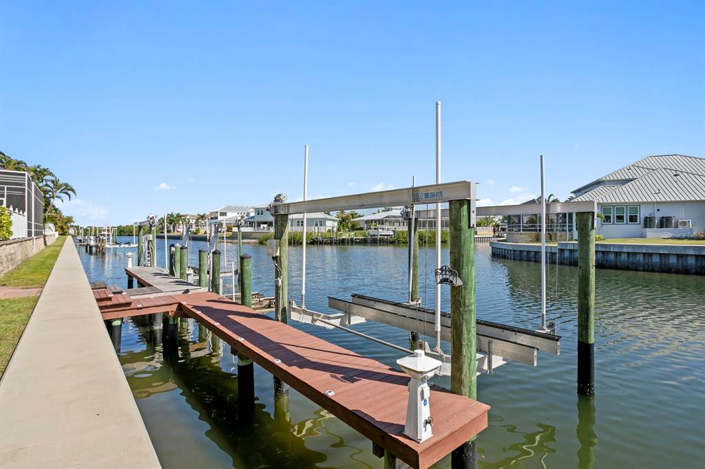 625 Balibay Road Apollo Beach, FL 33572 - Photo 44 of 51