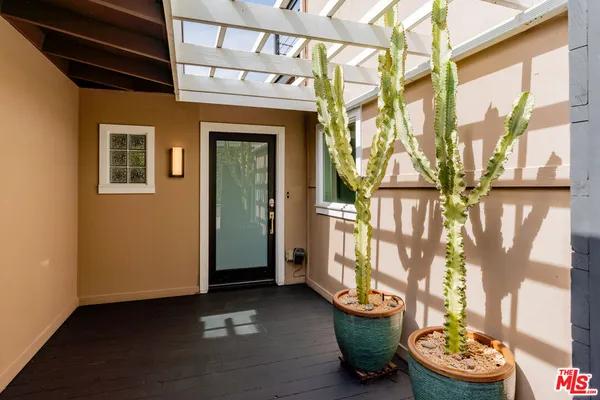 $5,500 | 4629 Palmero Drive, Los Angeles, CA 90065