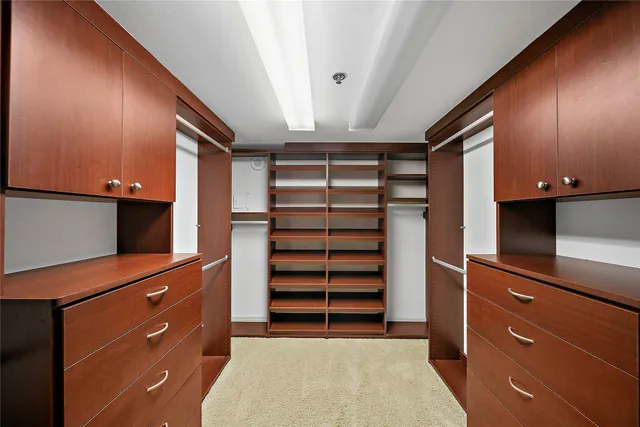 $2,900 | 3525 Sage Road, Unit 1512, Houston, TX 77056