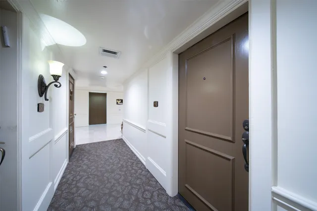 $2,900 | 3525 Sage Road, Unit 1512, Houston, TX 77056