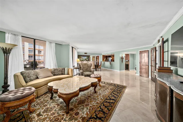 $2,900 | 3525 Sage Road, Unit 1512, Houston, TX 77056