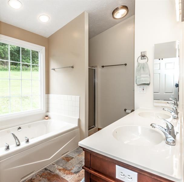 555 Hanlin Station Road Burgettstown, PA 15021 - Photo 18 of 25