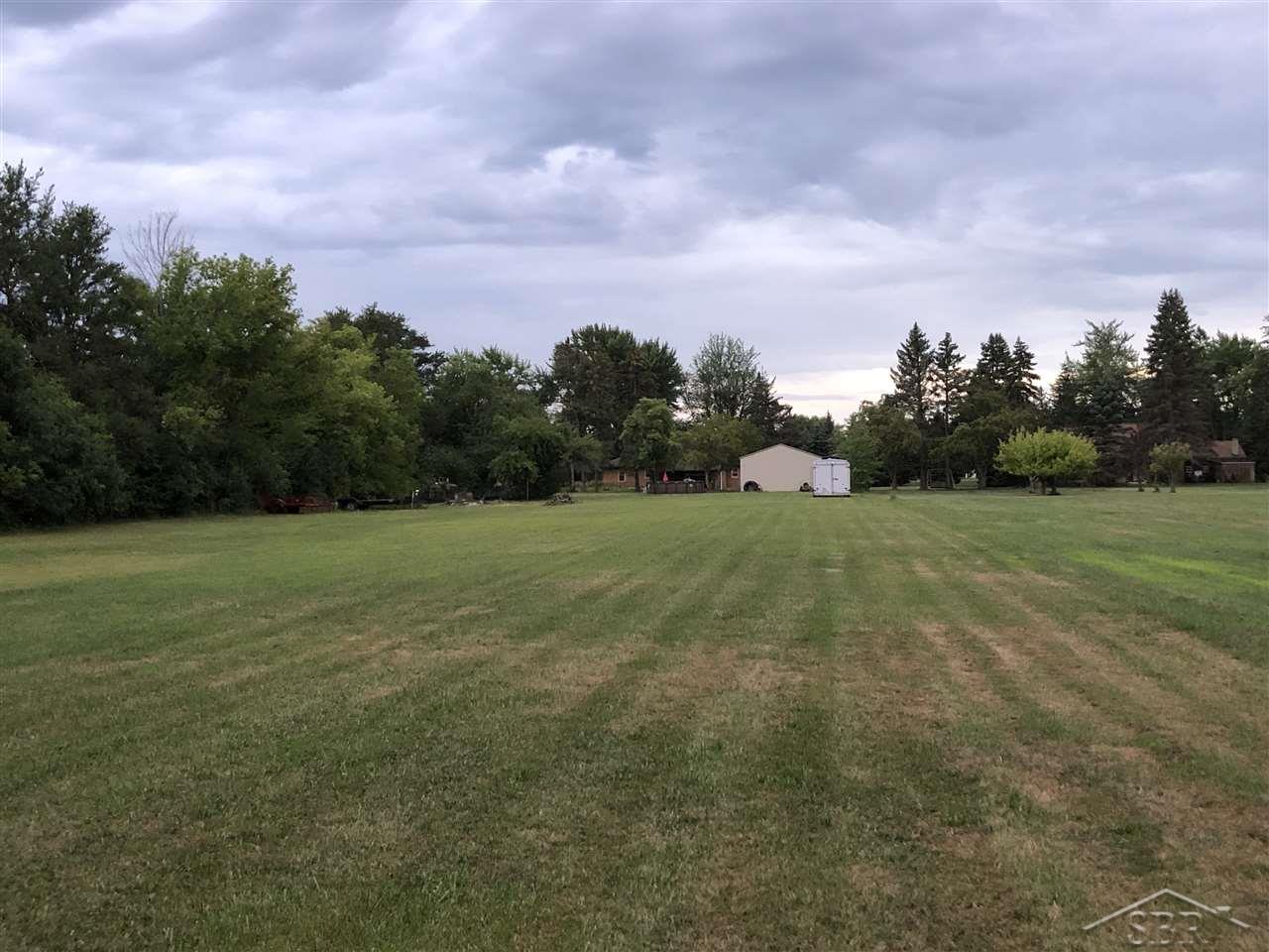 3810 Schust Road Saginaw, MI 48603 - Photo 23 of 24 31391027-22.JPG