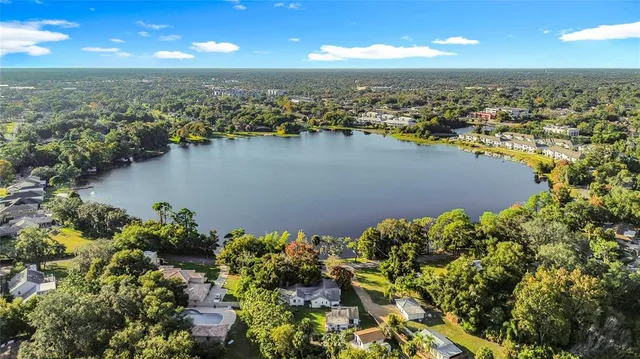 $700,000 | 833 Oxford Street, Longwood, FL 32750