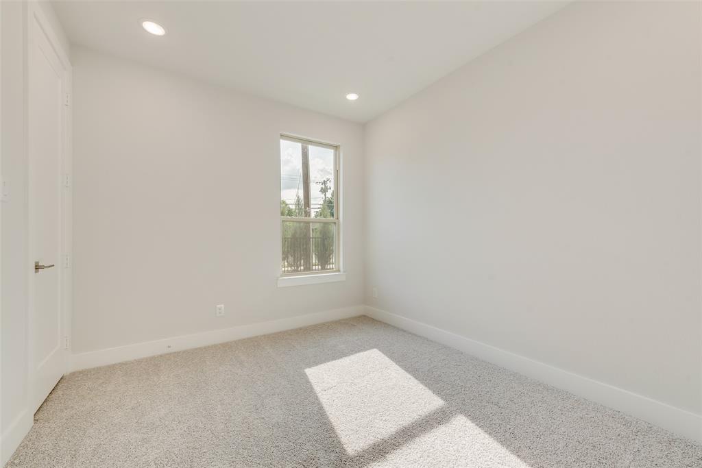 921 Ash Road Plano, TX 75075 - Photo 20 of 24