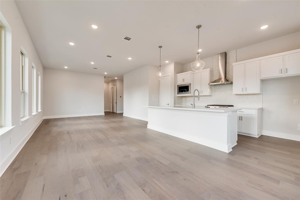 921 Ash Road Plano, TX 75075 - Photo 3 of 24