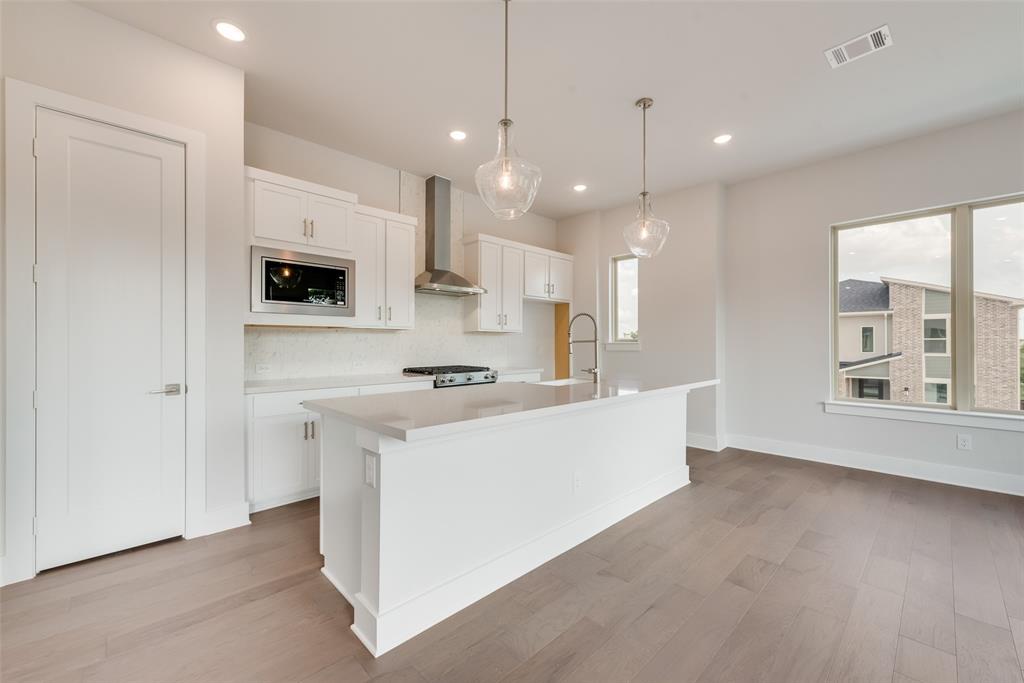 921 Ash Road Plano, TX 75075 - Photo 4 of 24