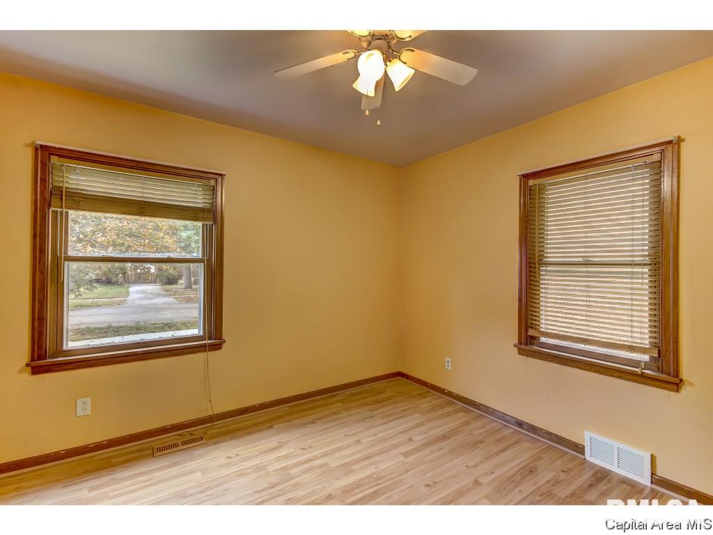 2040 Marland Street Springfield, IL 62702 - Photo 24 of 36