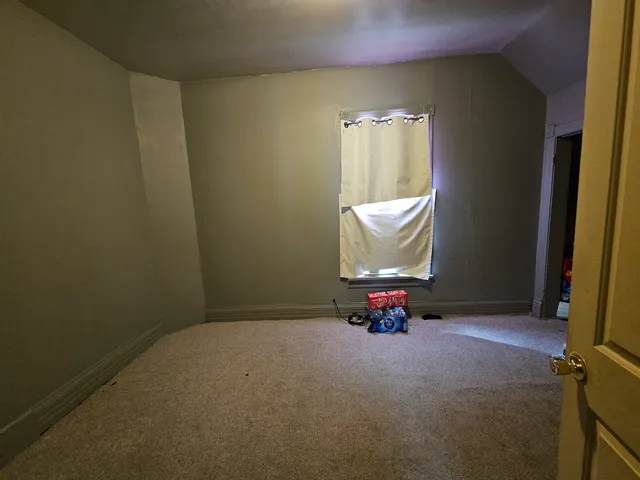 $211,000 | 315 Vandalia Street, Elgin, IL 60123