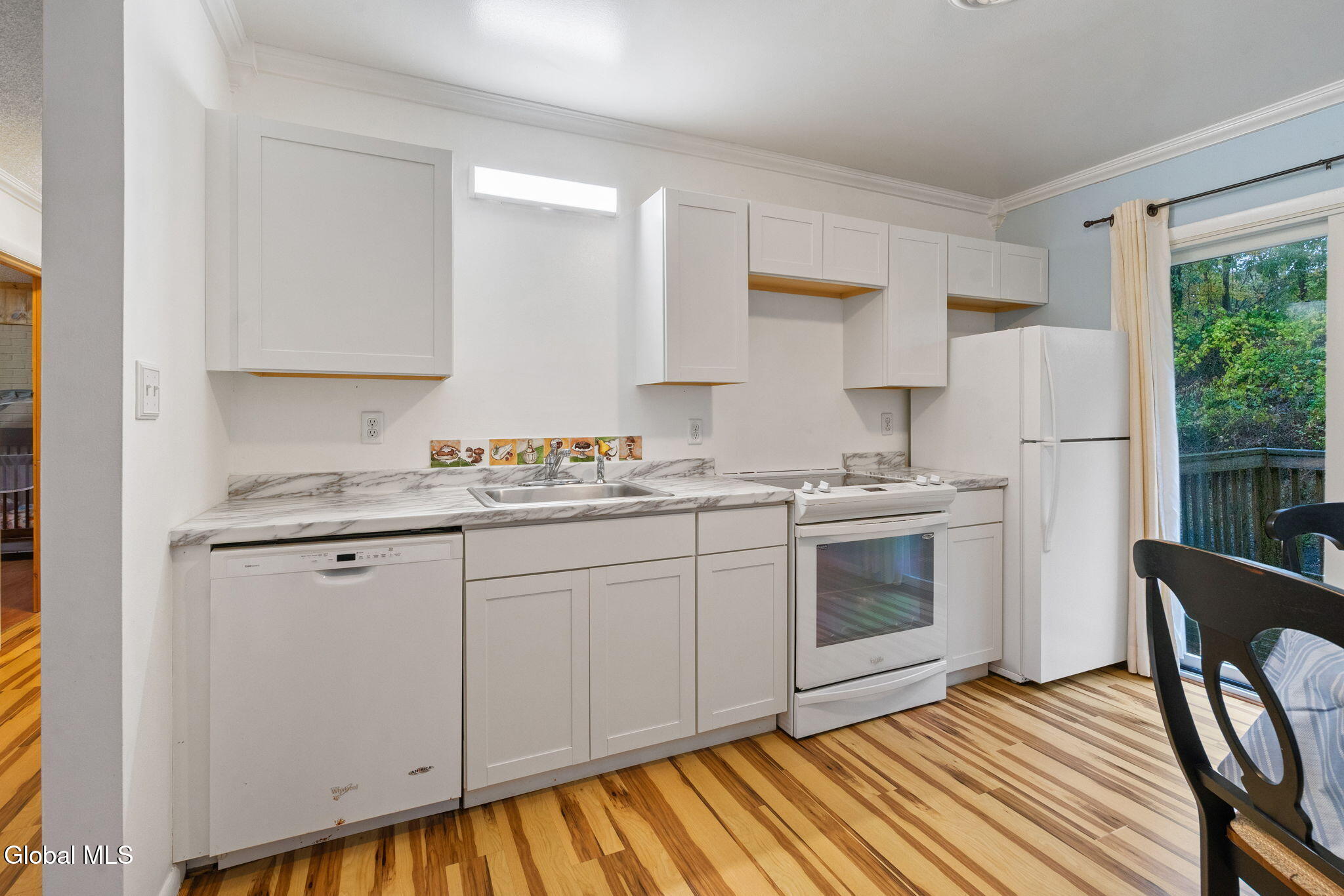 25 A Pine Lane, Unit 6A Albany, NY 12203 - Photo 11 of 31 20-web-or-mls-25a-pine-ln-unit-6