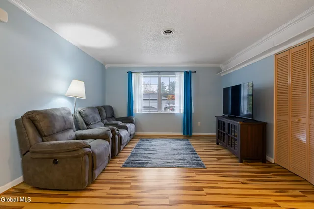 $179,900 | 25 A Pine Lane, Unit 6A, Albany, NY 12203