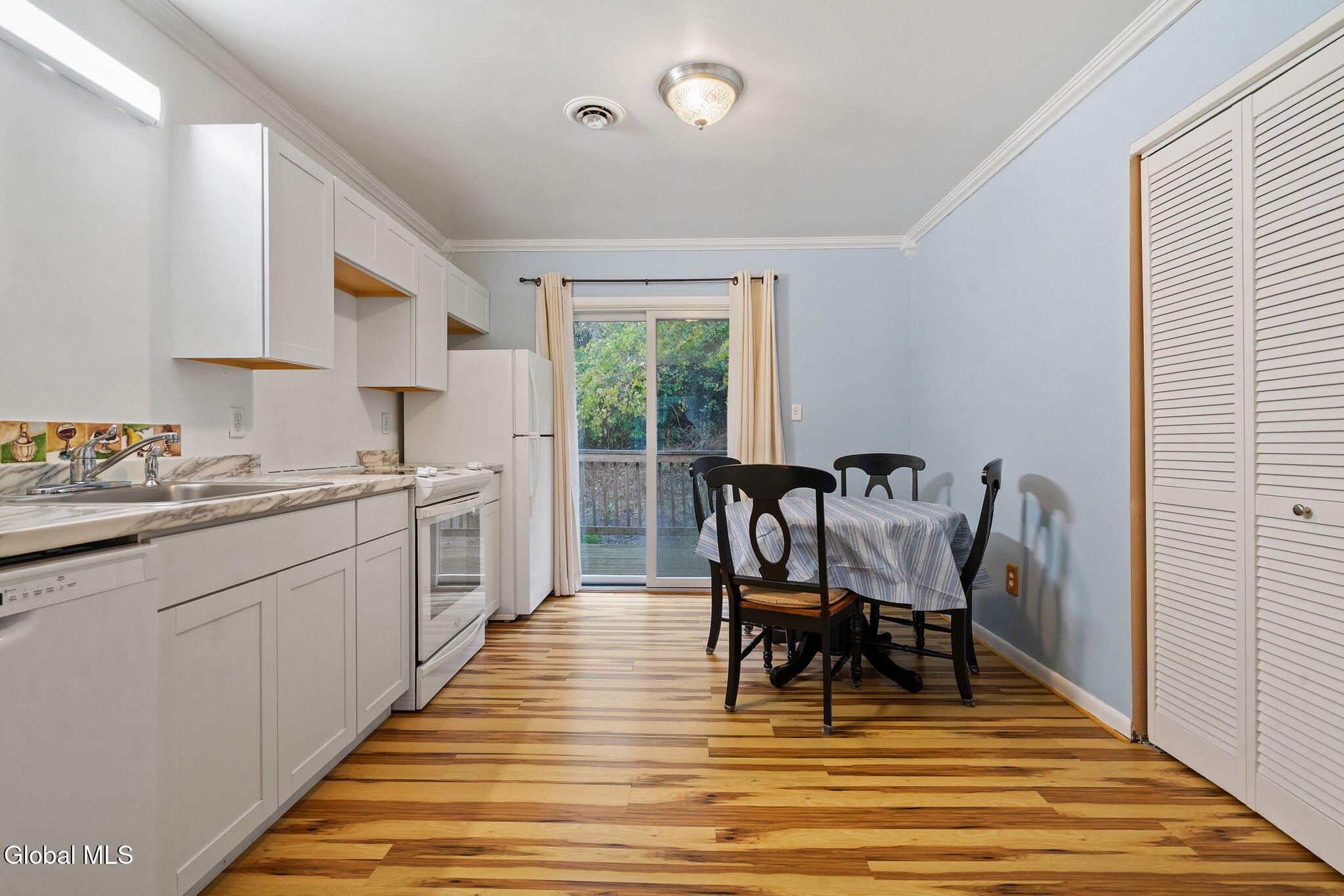 25 A Pine Lane, Unit 6A Albany, NY 12203 - Photo 10 of 31 19-web-or-mls-25a-pine-ln-unit-6