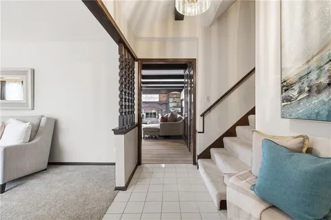 $395,000 | 10250 Caenen Drive, Lenexa, KS 66215