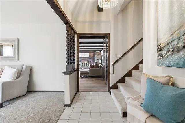 $395,000 | 10250 Caenen Drive, Lenexa, KS 66215