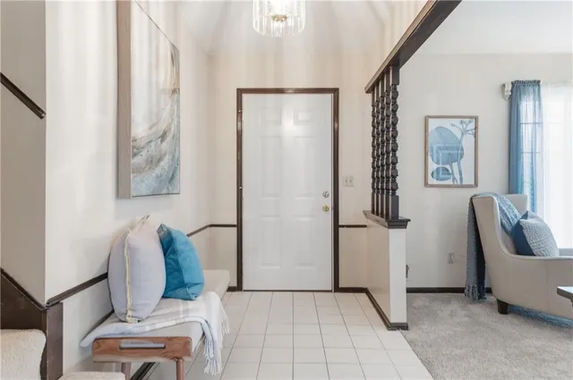 $395,000 | 10250 Caenen Drive, Lenexa, KS 66215