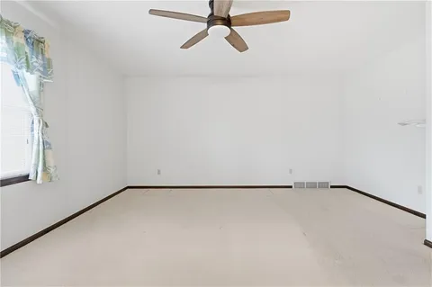 $395,000 | 10250 Caenen Drive, Lenexa, KS 66215