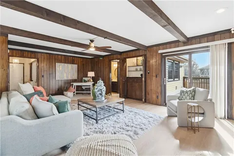 $395,000 | 10250 Caenen Drive, Lenexa, KS 66215