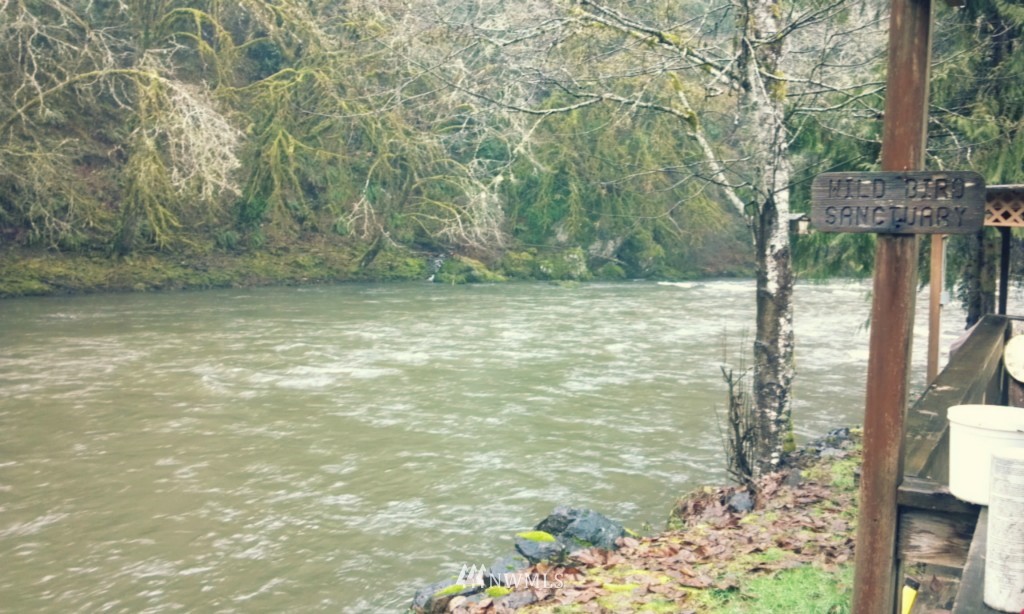 2405 Kalama River Road Kalama, WA 98625 - Photo 3 of 4 Gallery Image 3