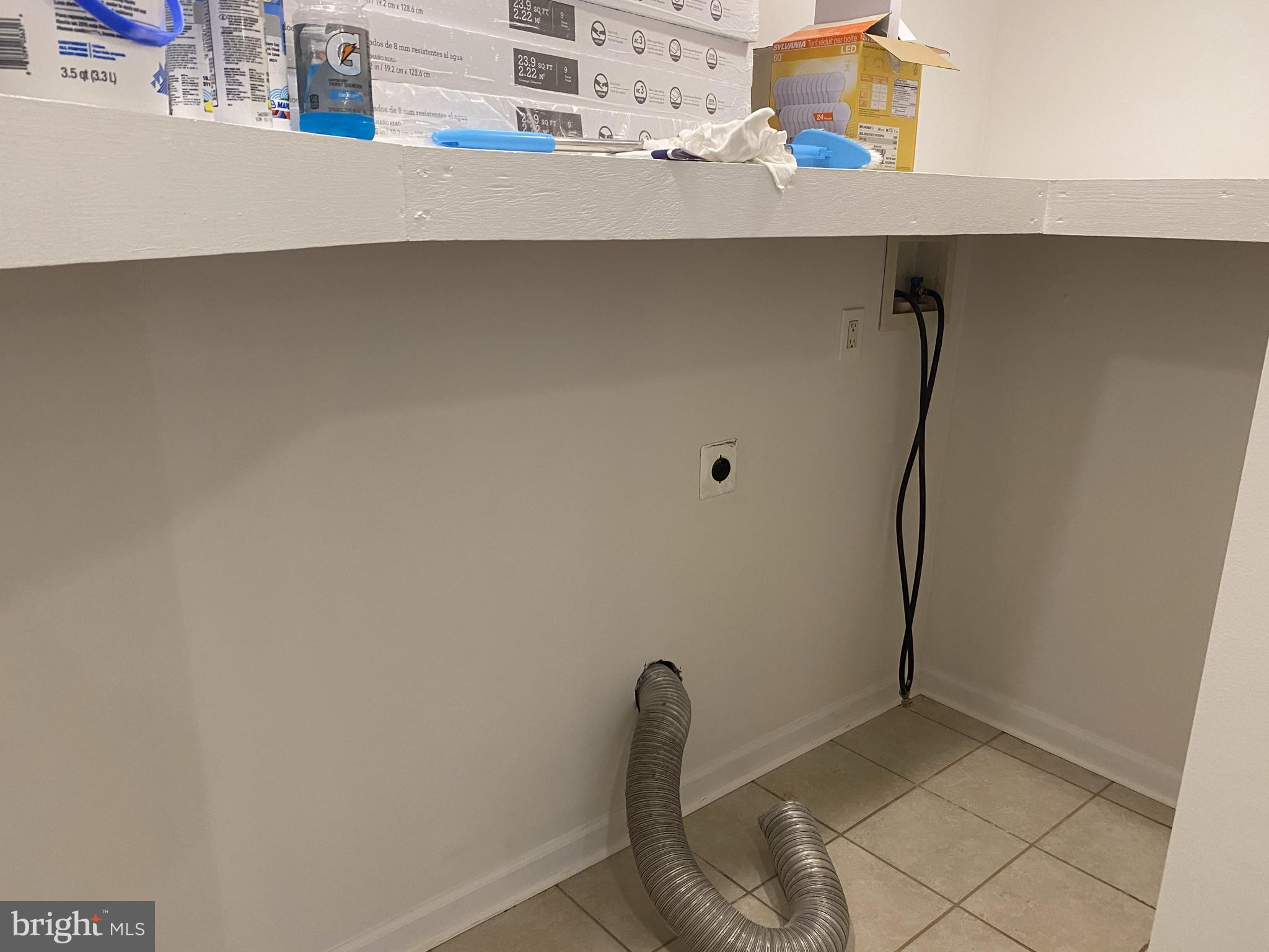 390 Monroeville Road Monroeville, NJ 08343 - Photo 11 of 27 Laundry Room