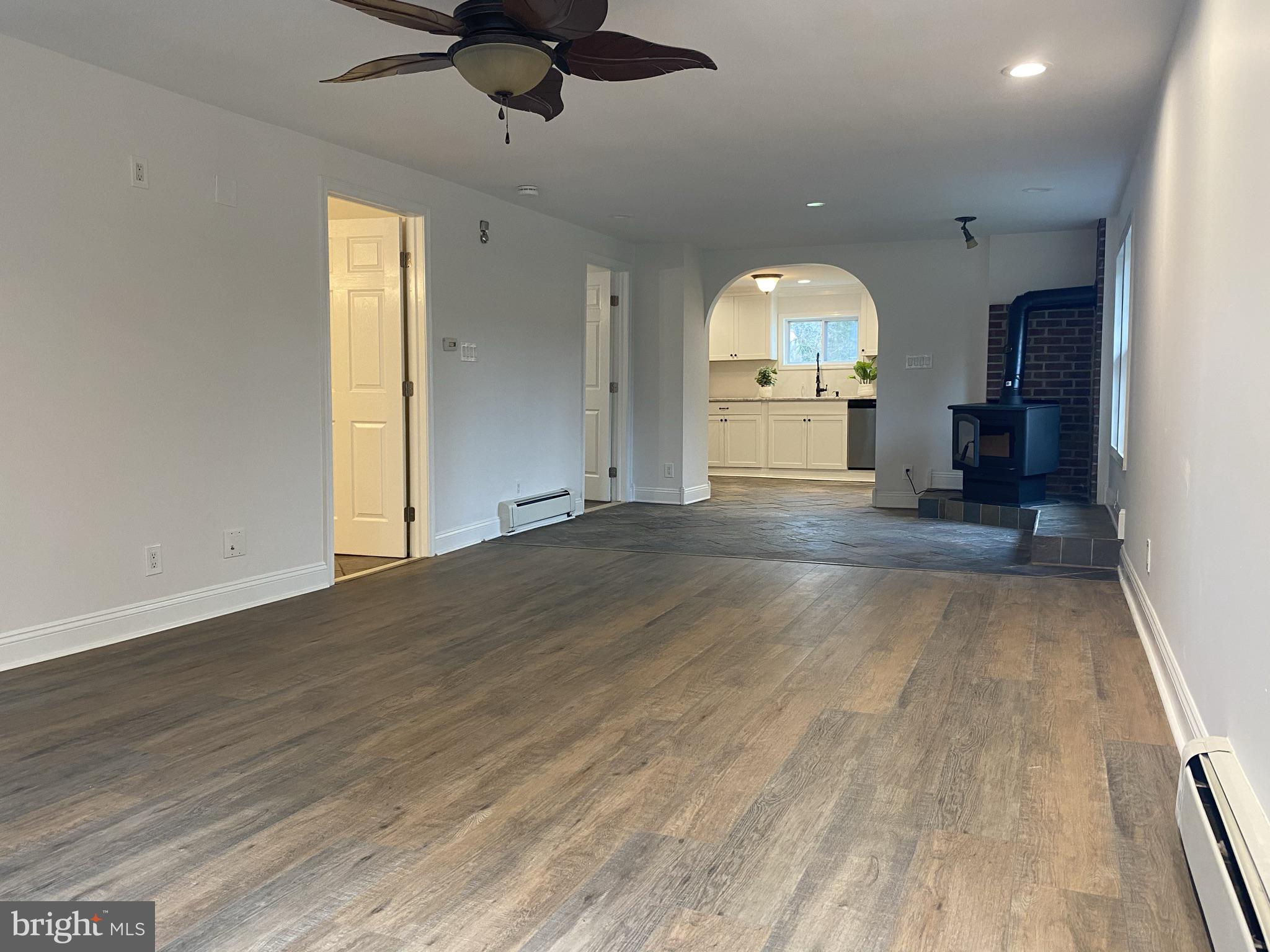 390 Monroeville Road Monroeville, NJ 08343 - Photo 16 of 27 Living room with wood stove