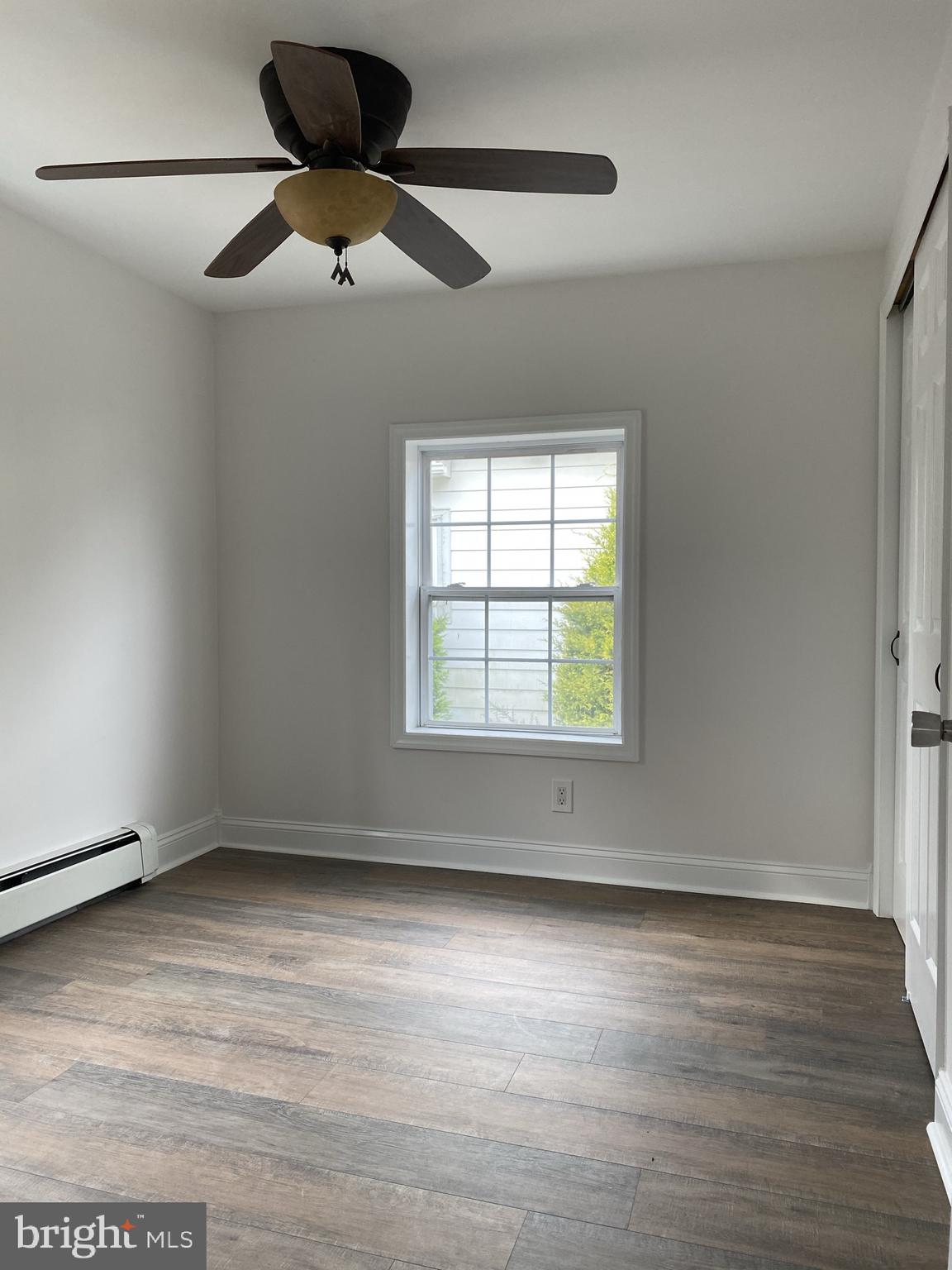 390 Monroeville Road Monroeville, NJ 08343 - Photo 17 of 27 2nd Bedroom