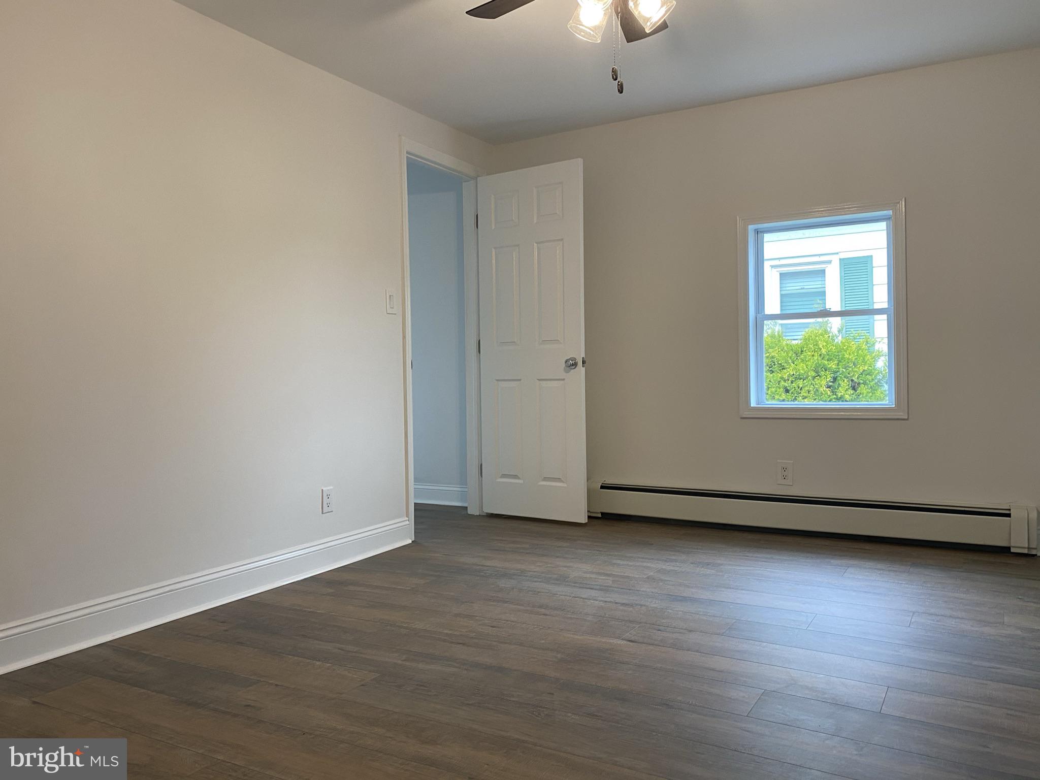 390 Monroeville Road Monroeville, NJ 08343 - Photo 19 of 27 Master bedroom