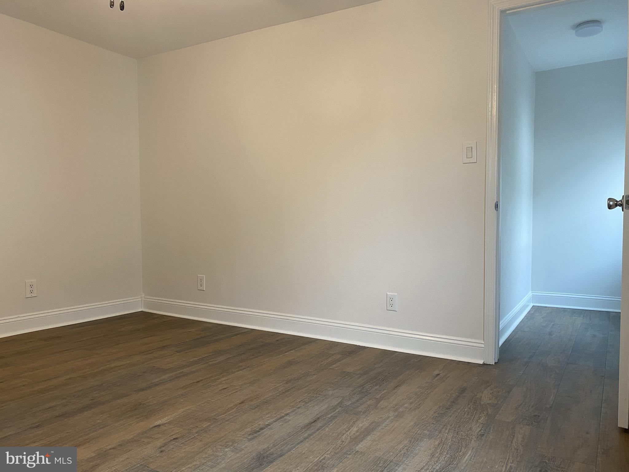 390 Monroeville Road Monroeville, NJ 08343 - Photo 20 of 27 Master bedroom