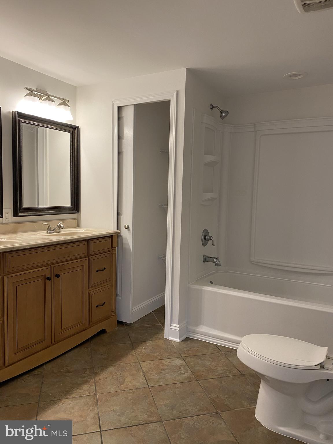 390 Monroeville Road Monroeville, NJ 08343 - Photo 21 of 27 Full bath