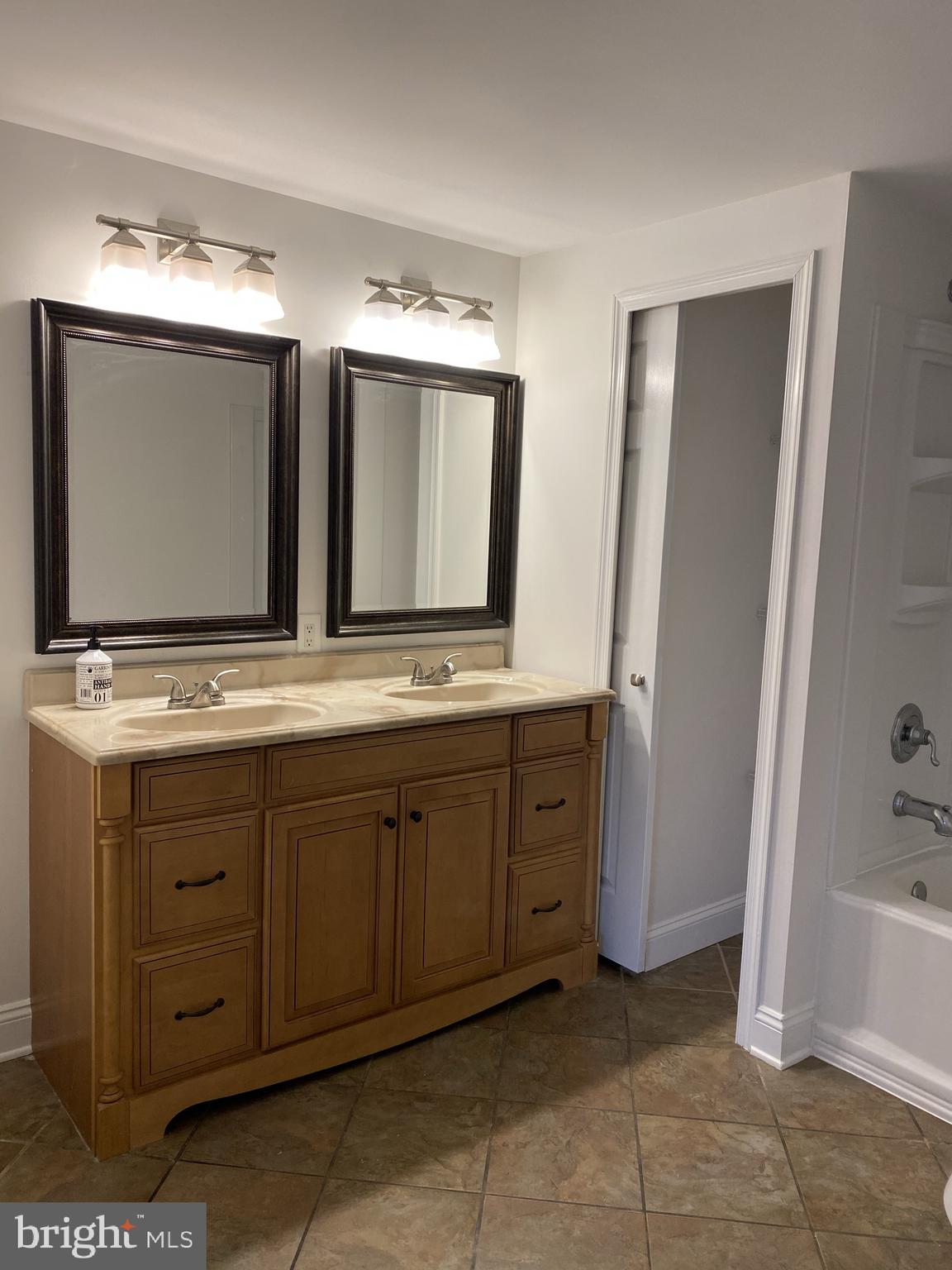 390 Monroeville Road Monroeville, NJ 08343 - Photo 22 of 27 Full bath